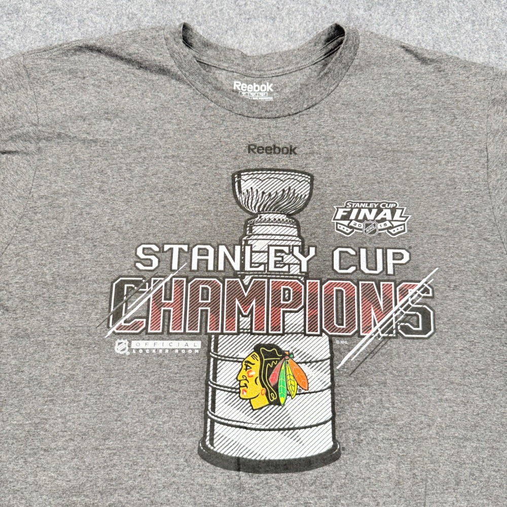 Reebok NHL Chicago Blackhawks 2015 Stanley Cup Champions T-Shirt Gray Large